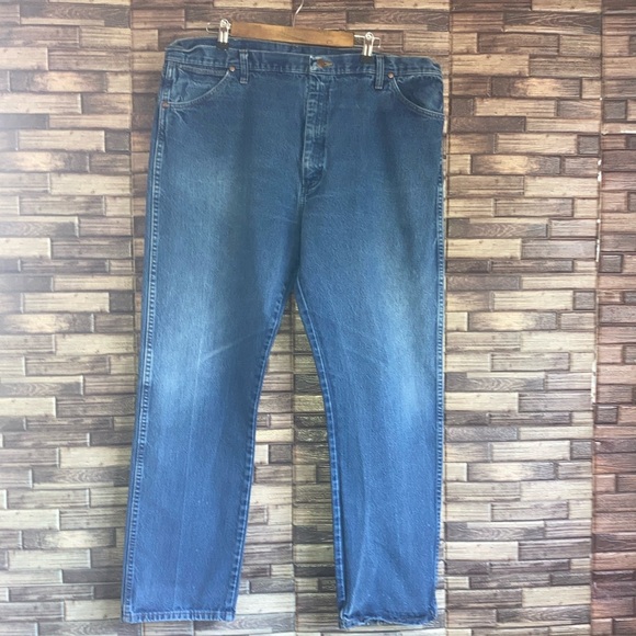 EUC 13MWZPW Men’s Wrangler Prewashed Cowboy Cut Original Fit Jean 42x32 - Picture 1 of 10